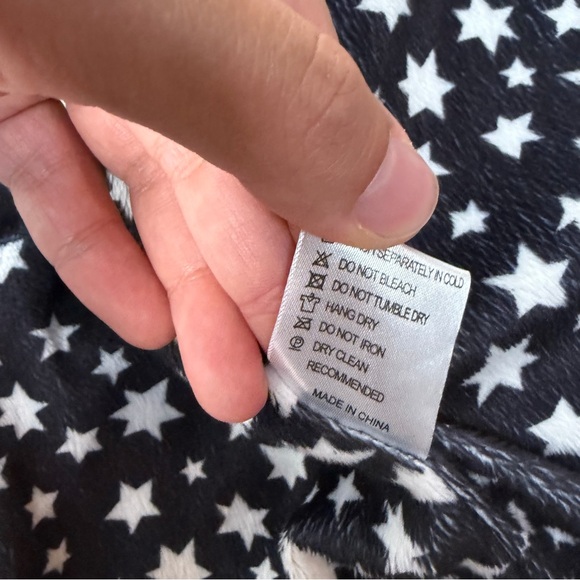 Lola + The Boys Shimmering Stardust Sequin Bomber – Girls Size 6 - Picture 7 of 7